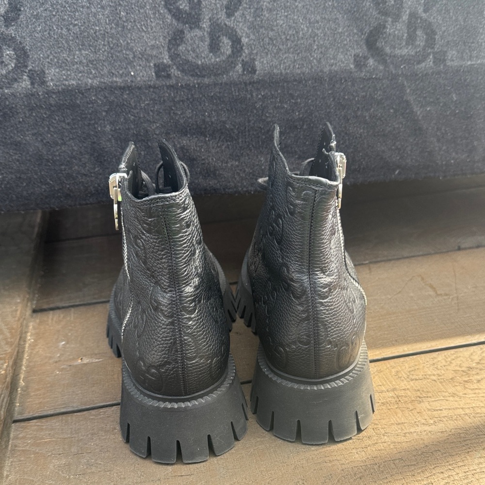 Gucci Black Textured Combat Boots - Picture 6 of 8
